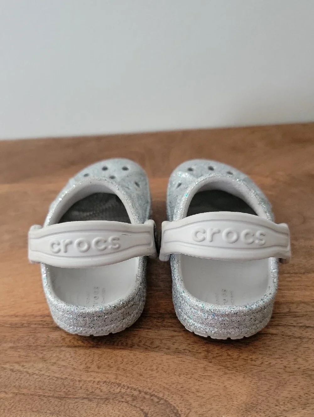 CROCS Kids Glitter Clog in Silver Sparkle